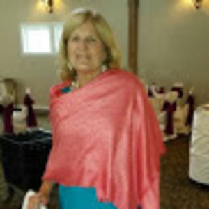 Meet your Posher, Lois